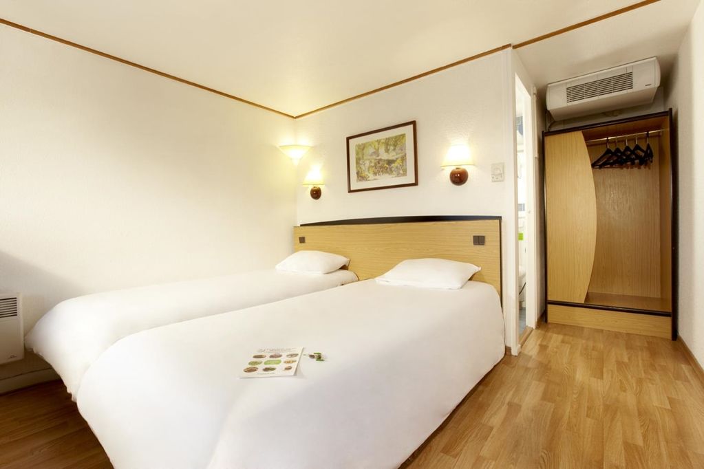 Kyriad Tarbes Bastillac Quarto foto
